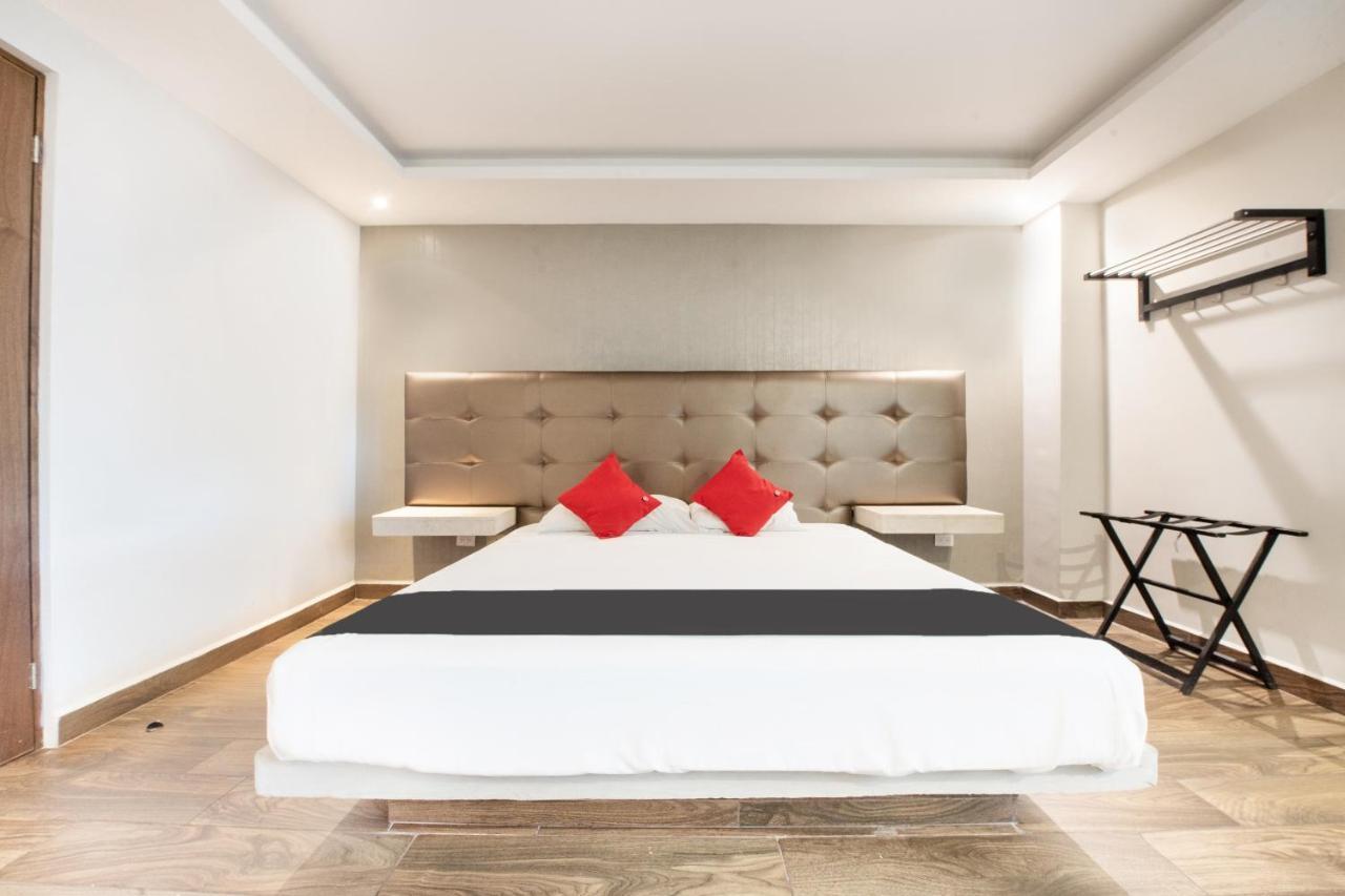 Hotel 202 مونتيري المظهر الخارجي الصورة